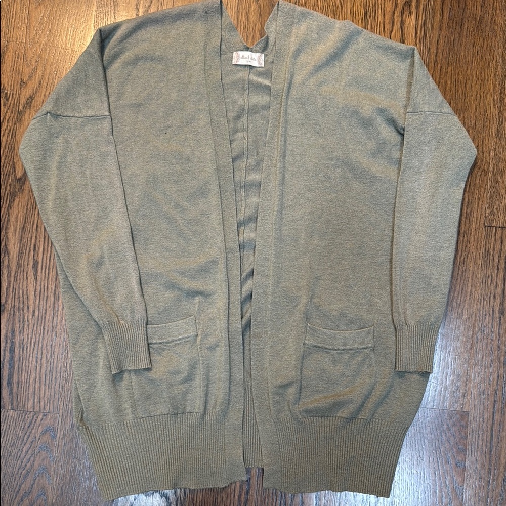 ❤️Altar'd State Green Cardigan so Soft Sweater Lightweight Knit